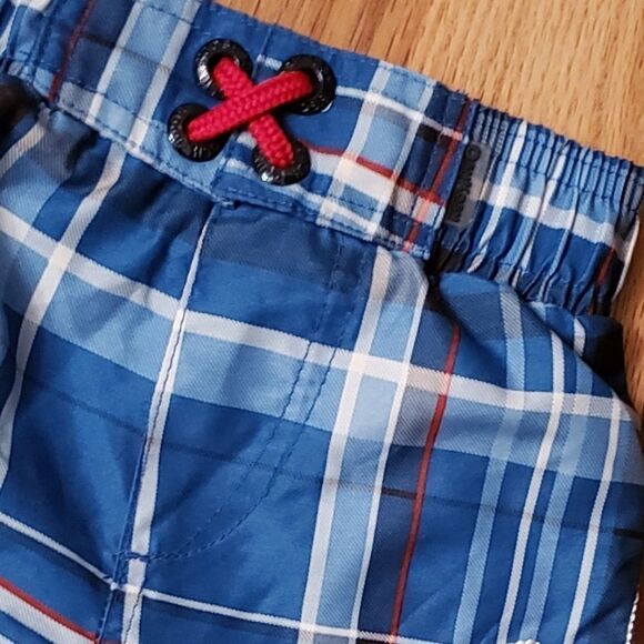 Oshkosh B'gosh crabby Plaid Swim Trunks - Picture 3 of 6